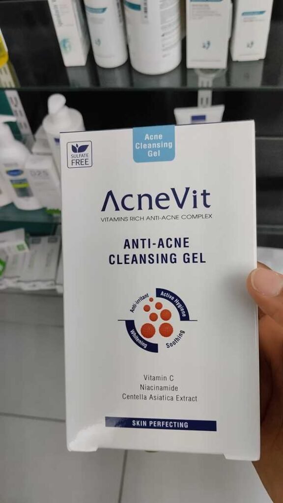 AcnéVIt